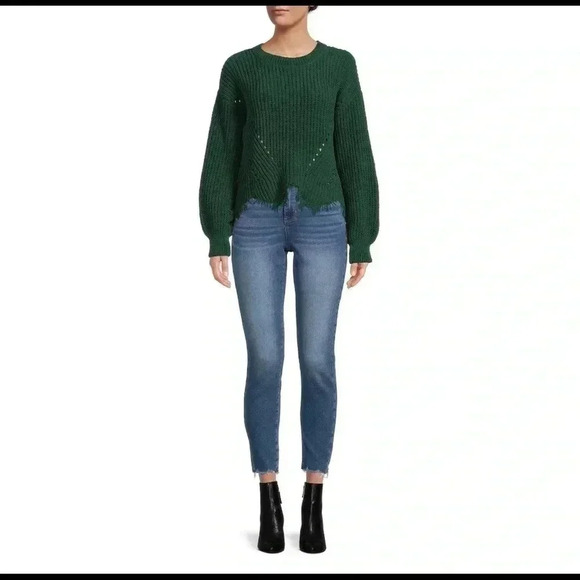 Juniors' Curvy Denim Jeggings from No Boundaries​​ - Picture 1 of 12